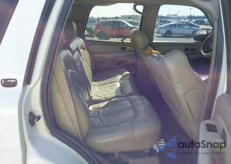 2001 Chevrolet Tahoe Lt z USA, uszkodzony, nr VIN 1GNEC13T31R119724